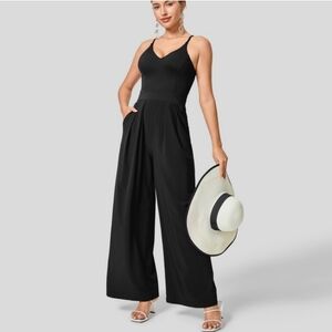 Halara wide leg quick dry jumpsuit, black size large.